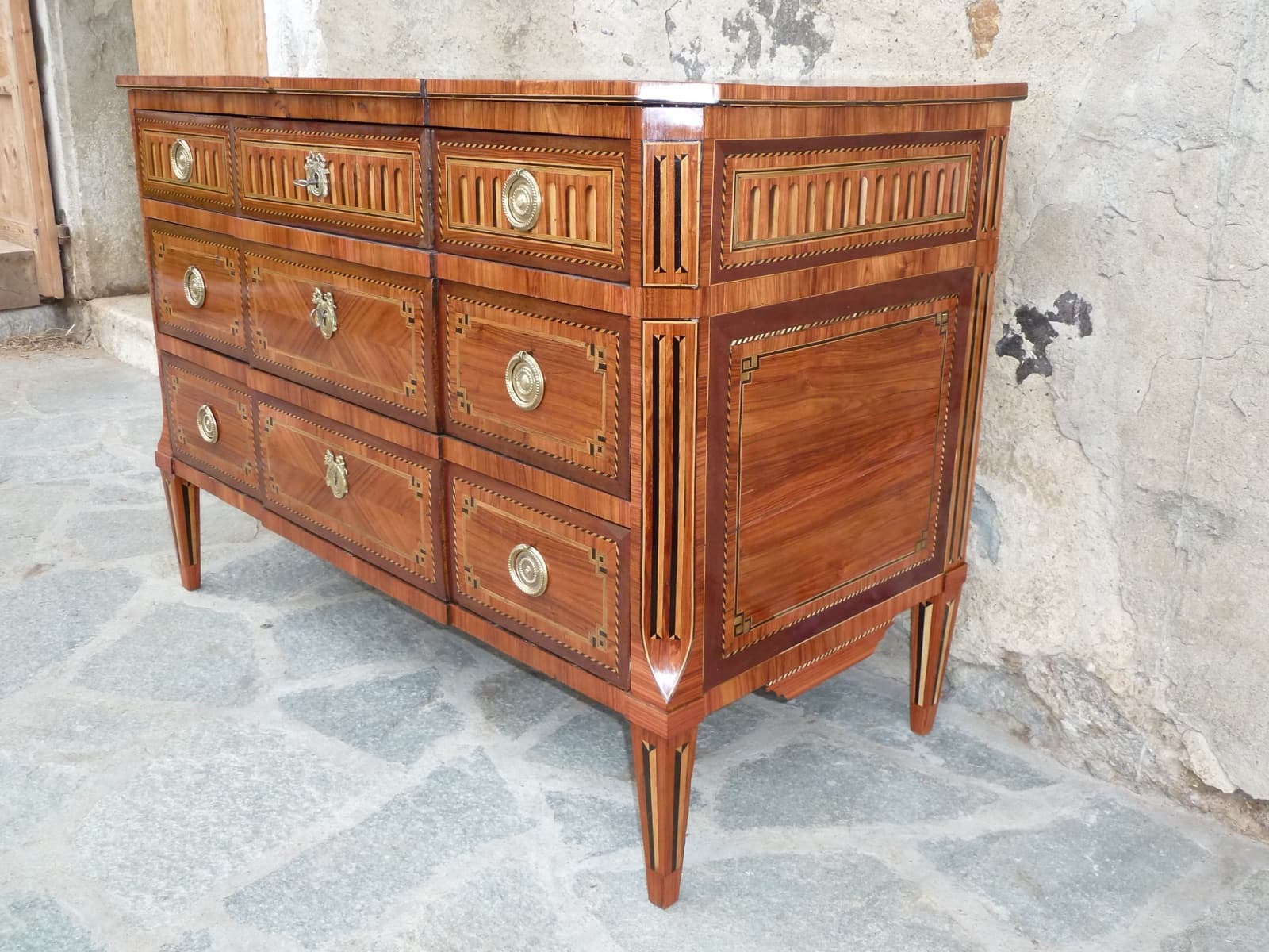 Commode ancienne restaurée